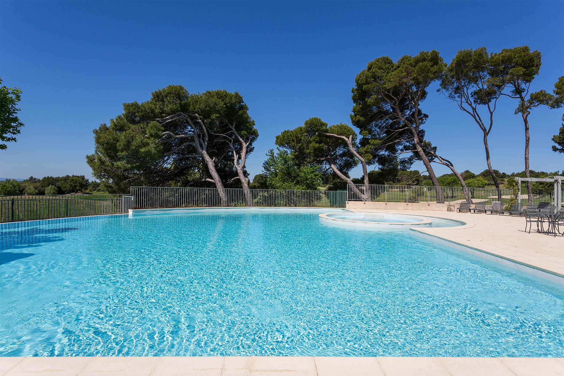 Isle sur la Sorgue 2p 2