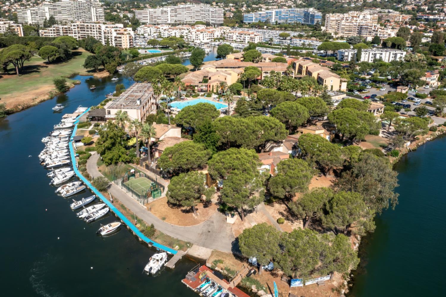 Cannes Mandelieu 2p 6p Superior