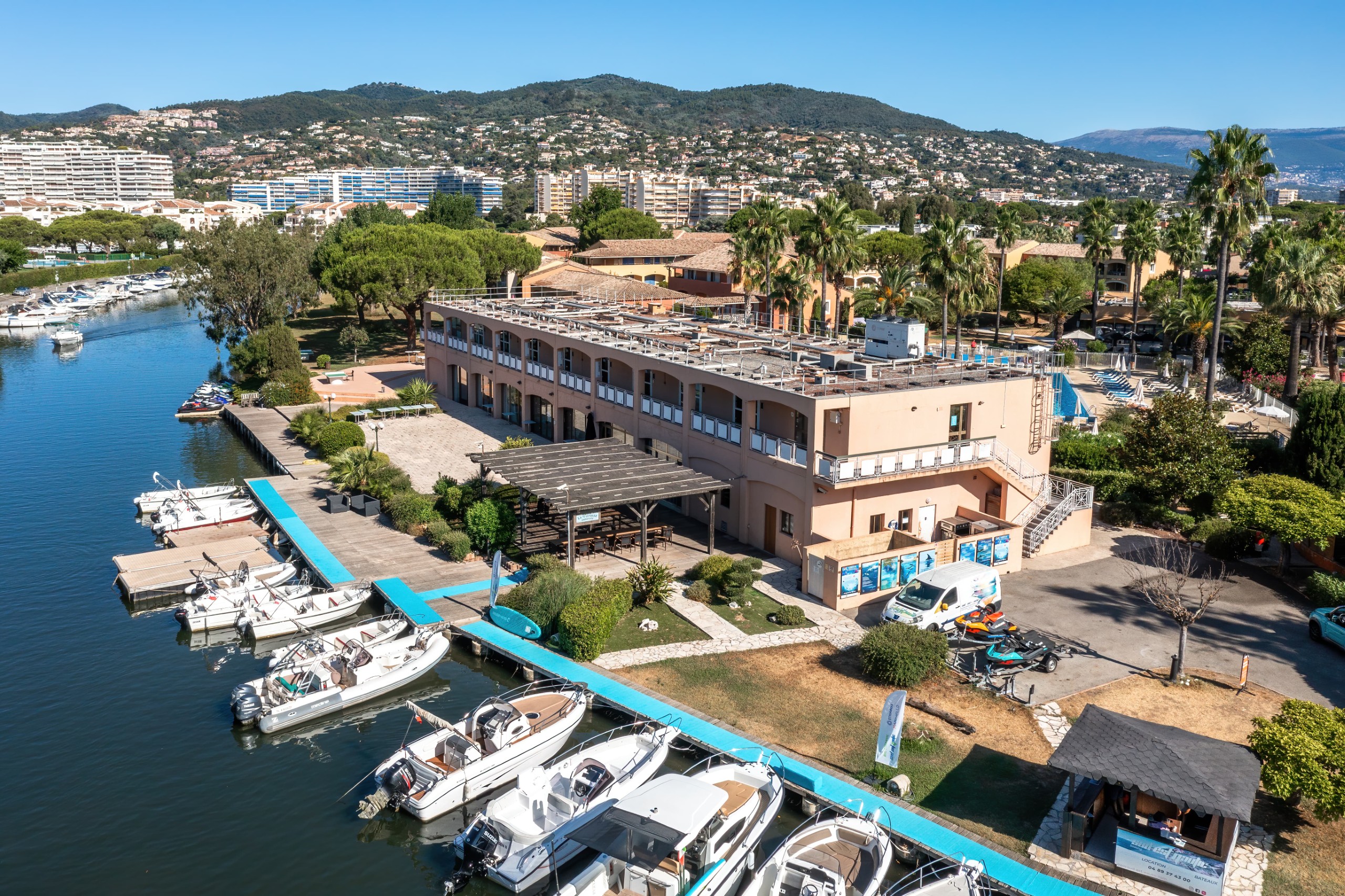 Cannes Mandelieu 2p 6p Superior