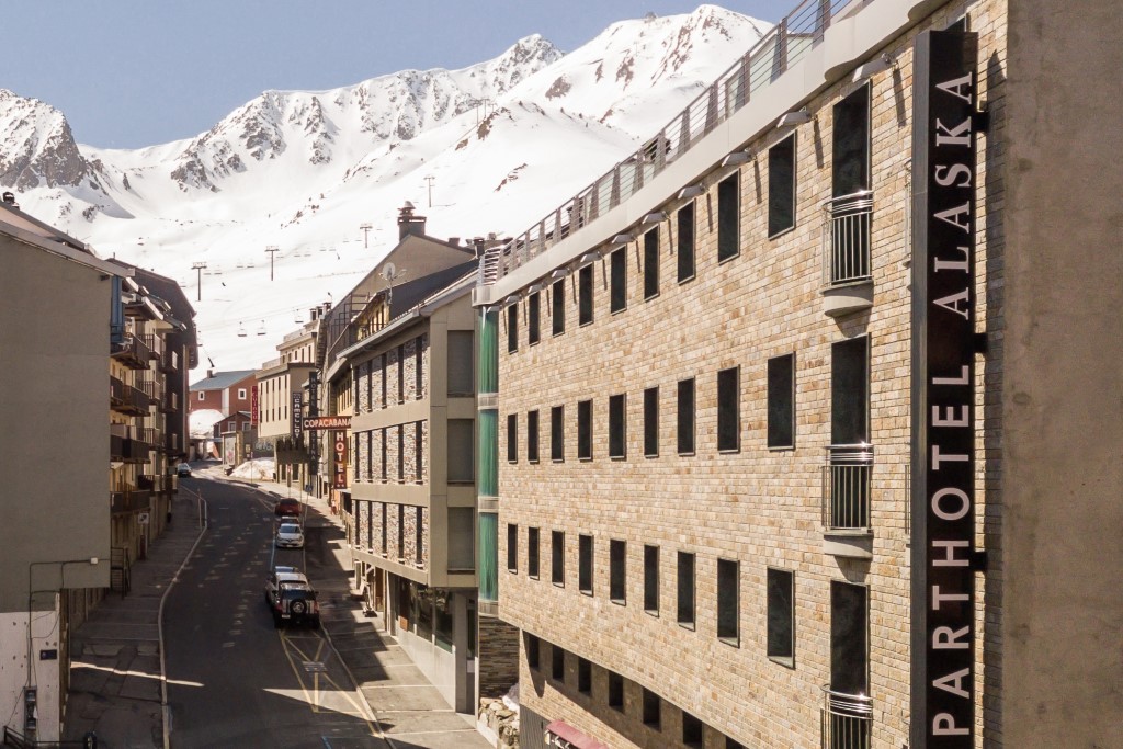 Pas de la Casa Alaska 2p4p, Pas de la Casa