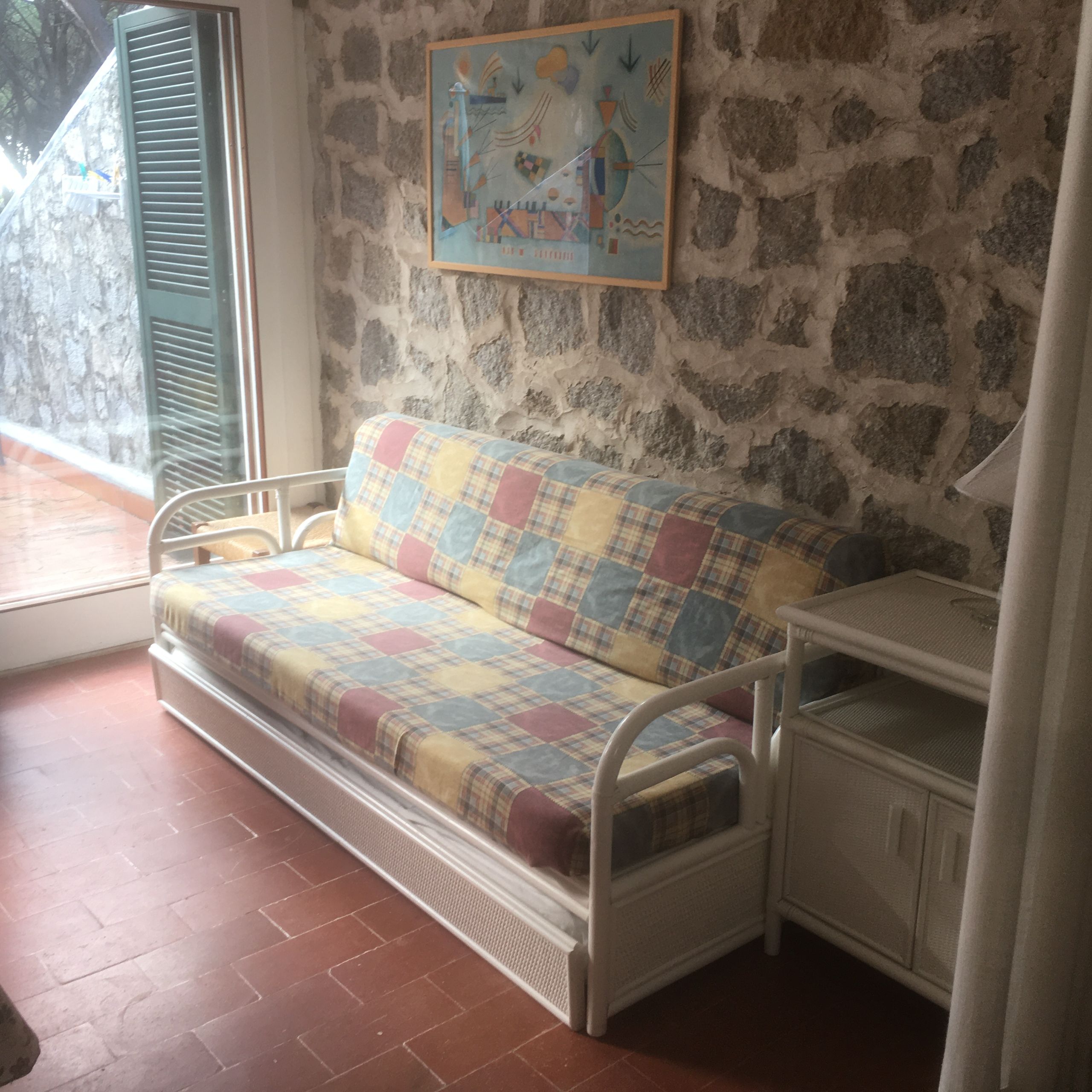Pino Mono Top