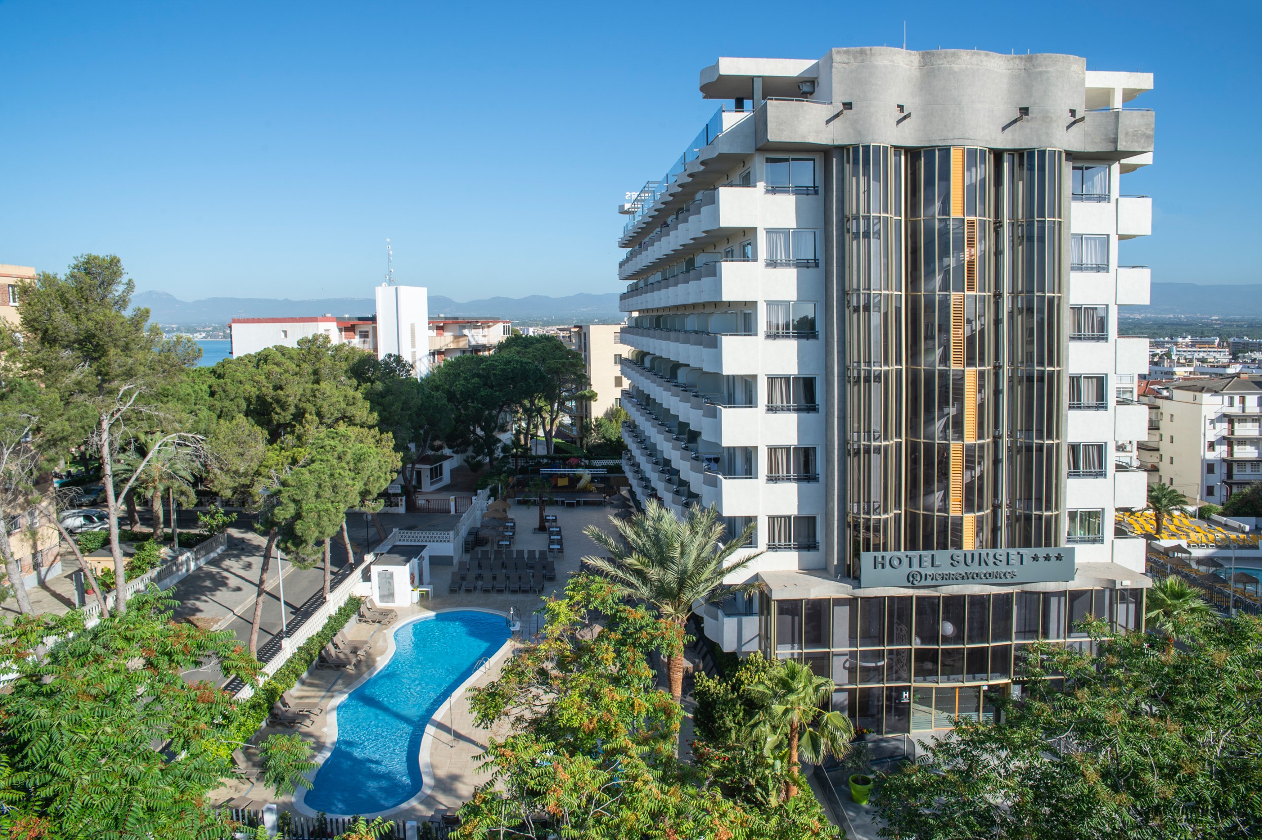 Hotel Salou Sunset Family Room Balcony