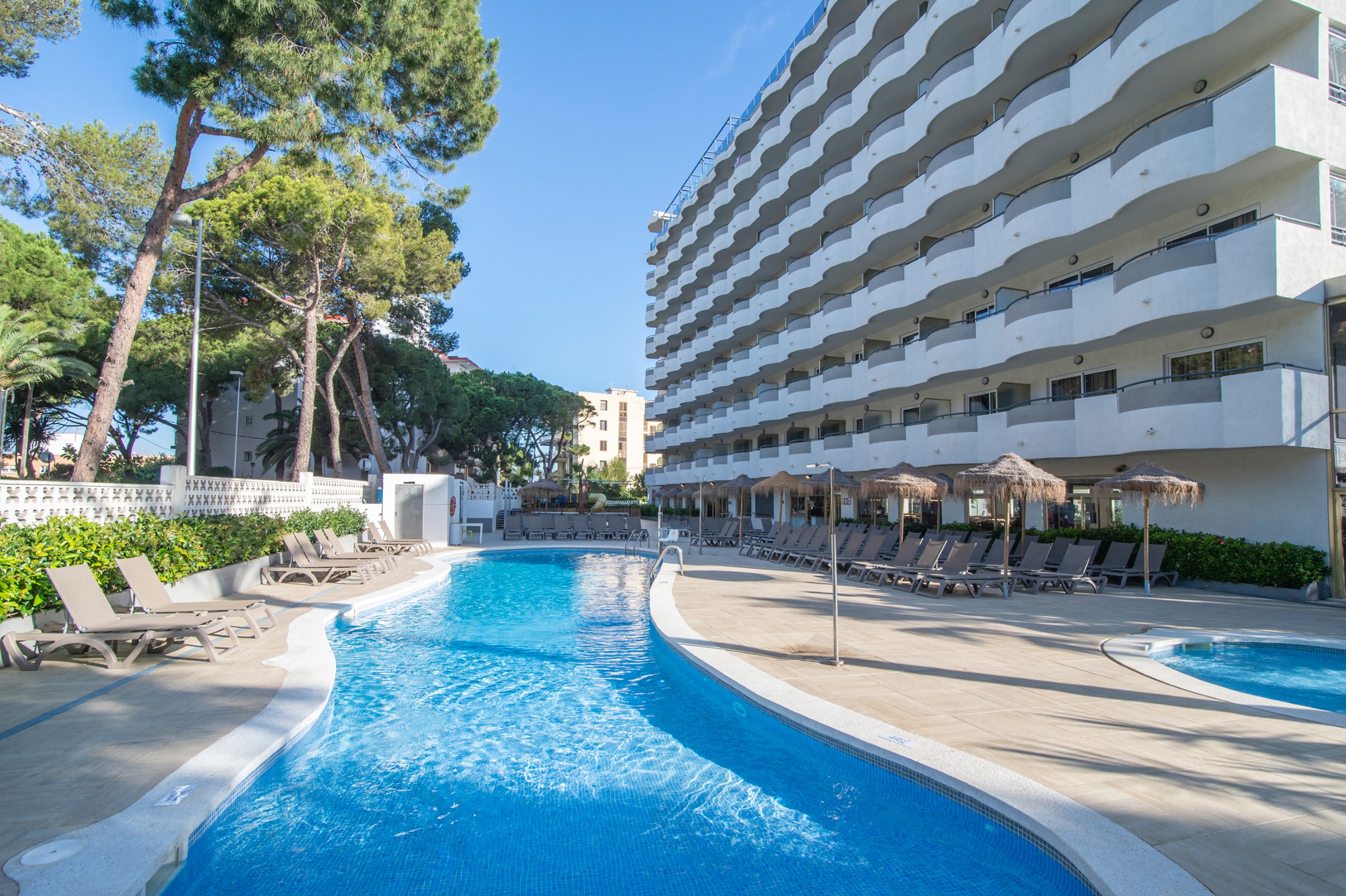 Hotel Salou Sunset Family Room Balcony