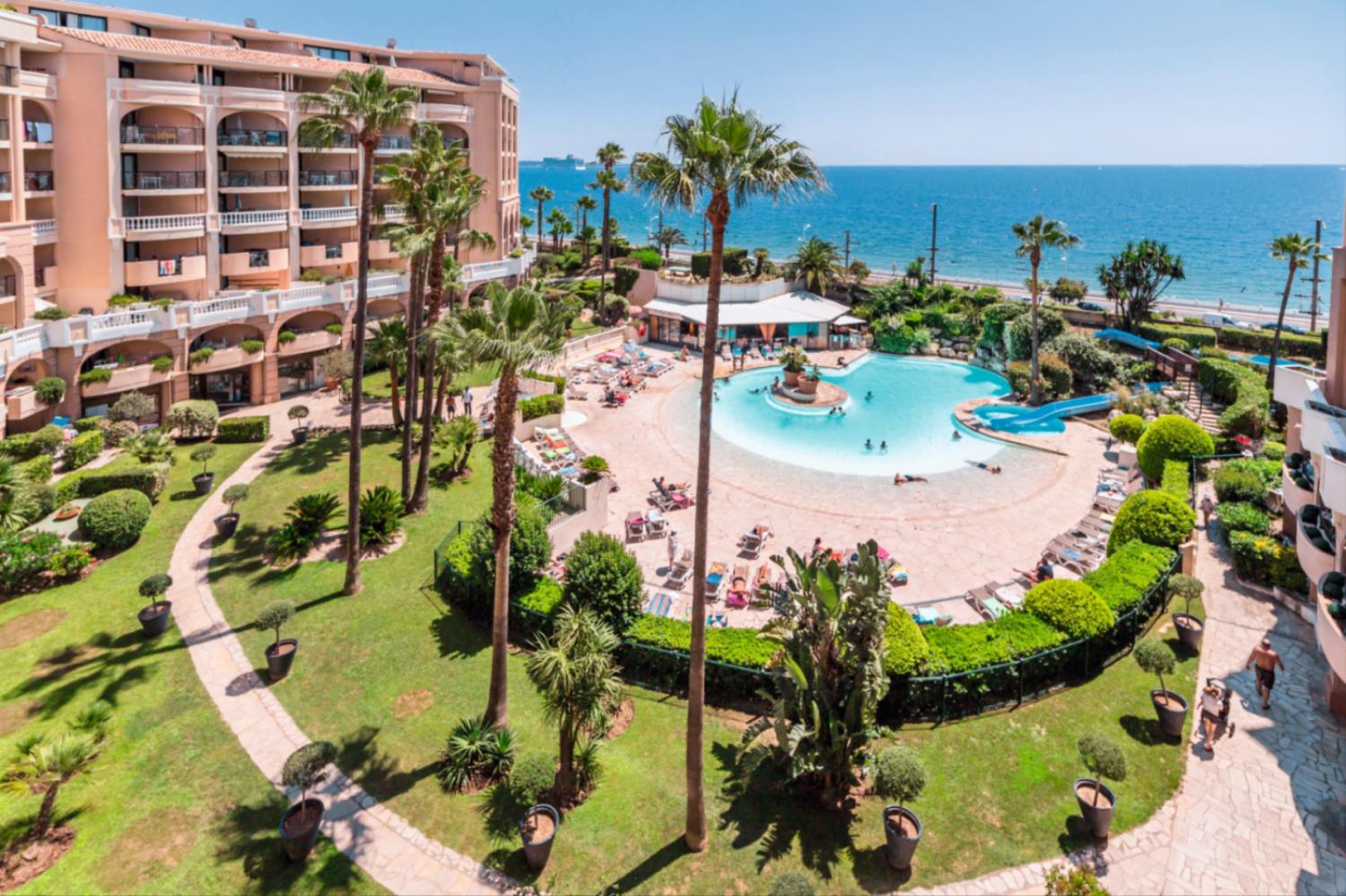 Cannes Verrerie S4p A/C