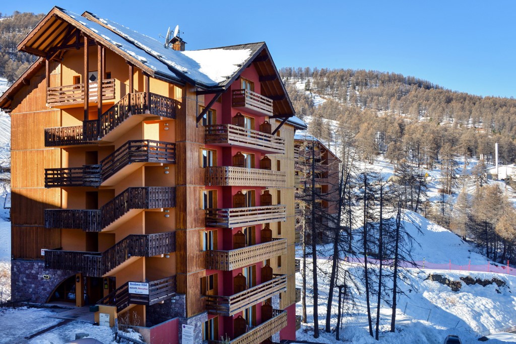 Vega Residence 2P5S