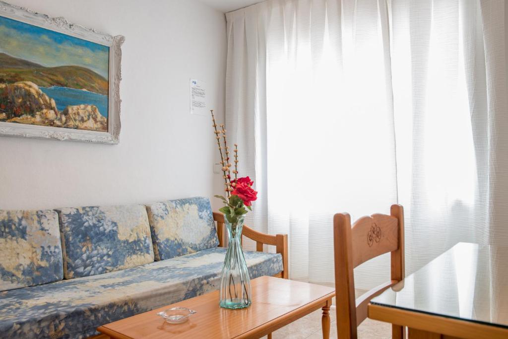 Studio Ros Ibiza S2