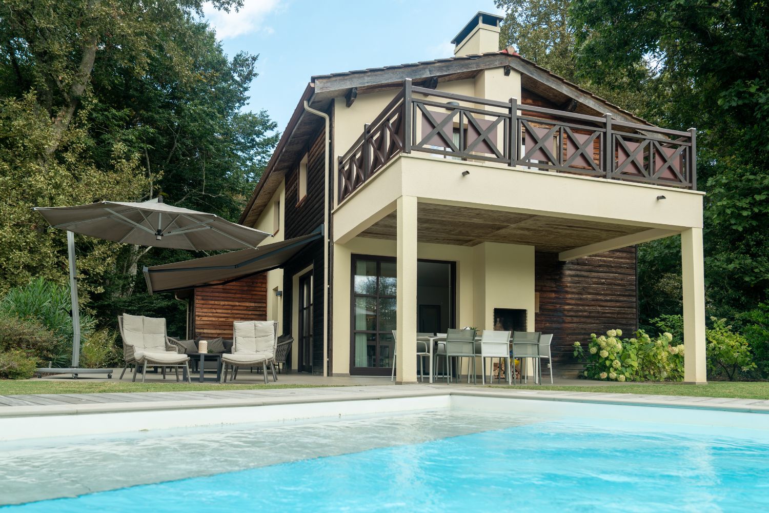 Margaux Deluxe Piscine 8p