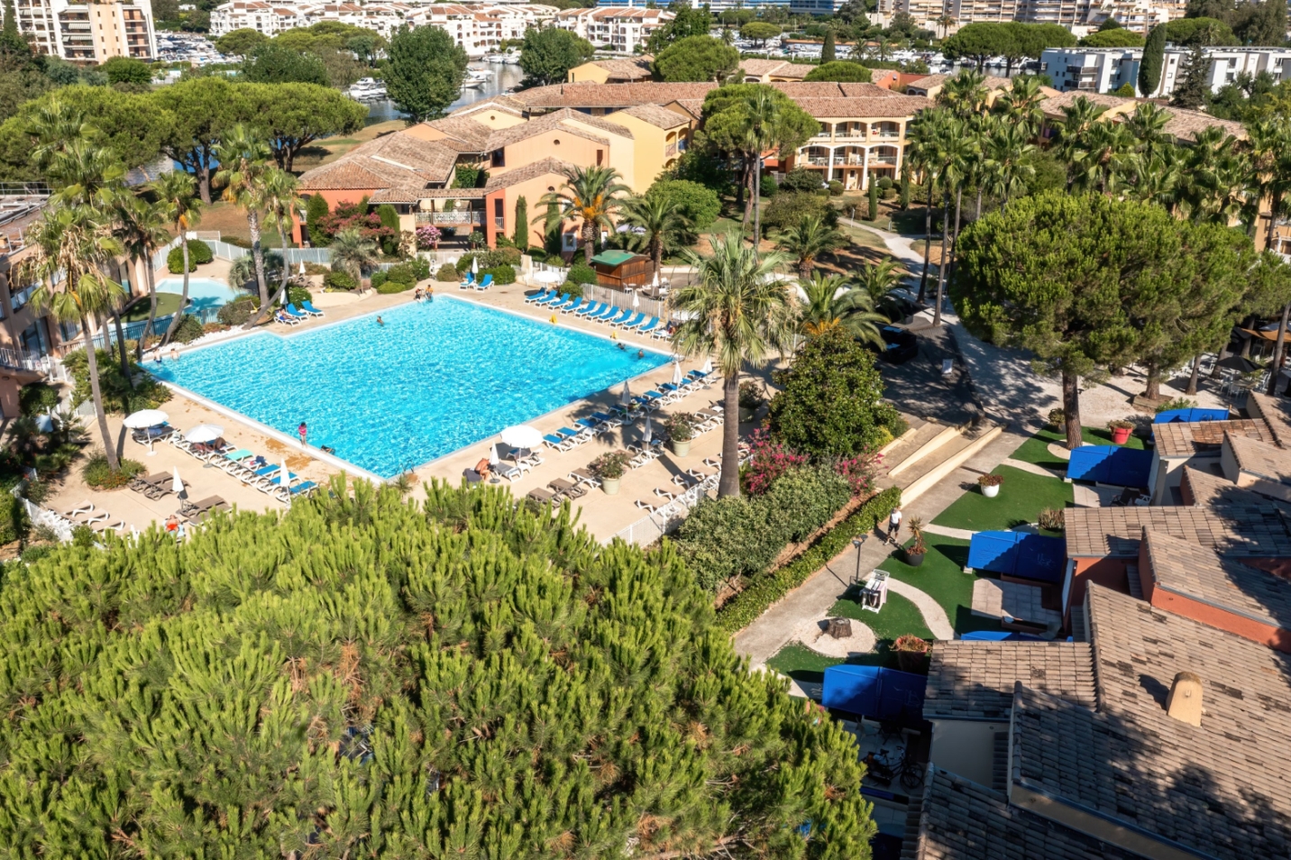 Cannes Mandelieu S4p NR