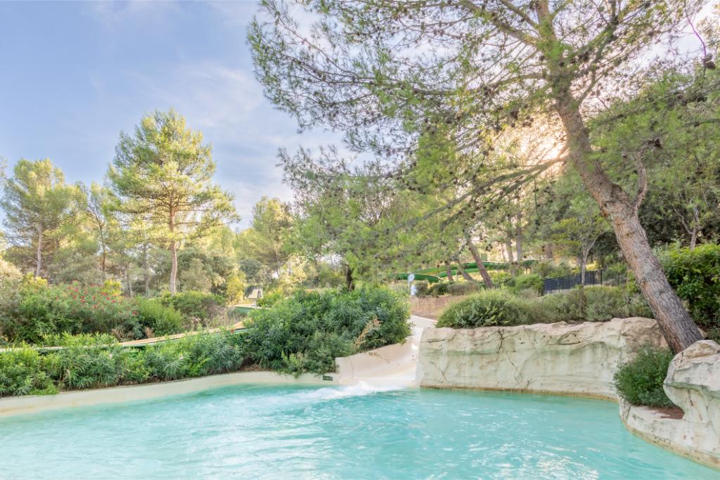Pont Royal en Provence 3p8p NR