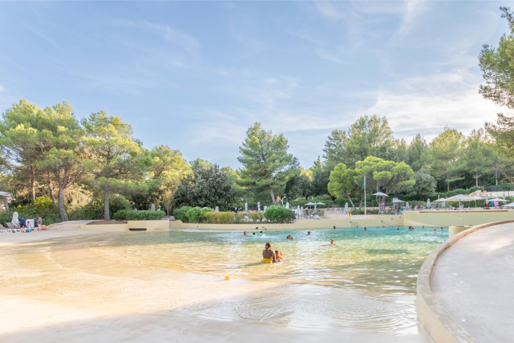 Pont Royal en Provence 3p8p NR