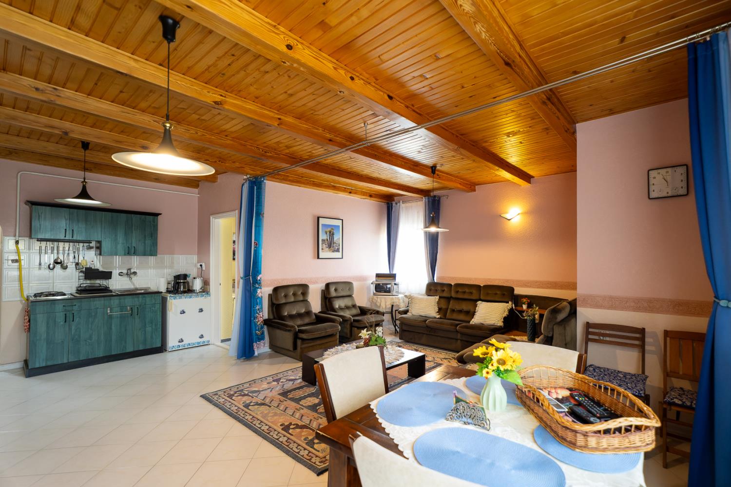 Cedar Apartment 3