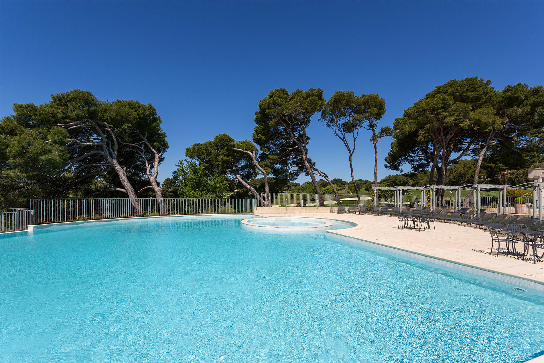 Isle sur la Sorgue 2p 4, Saumane de Vaucluse