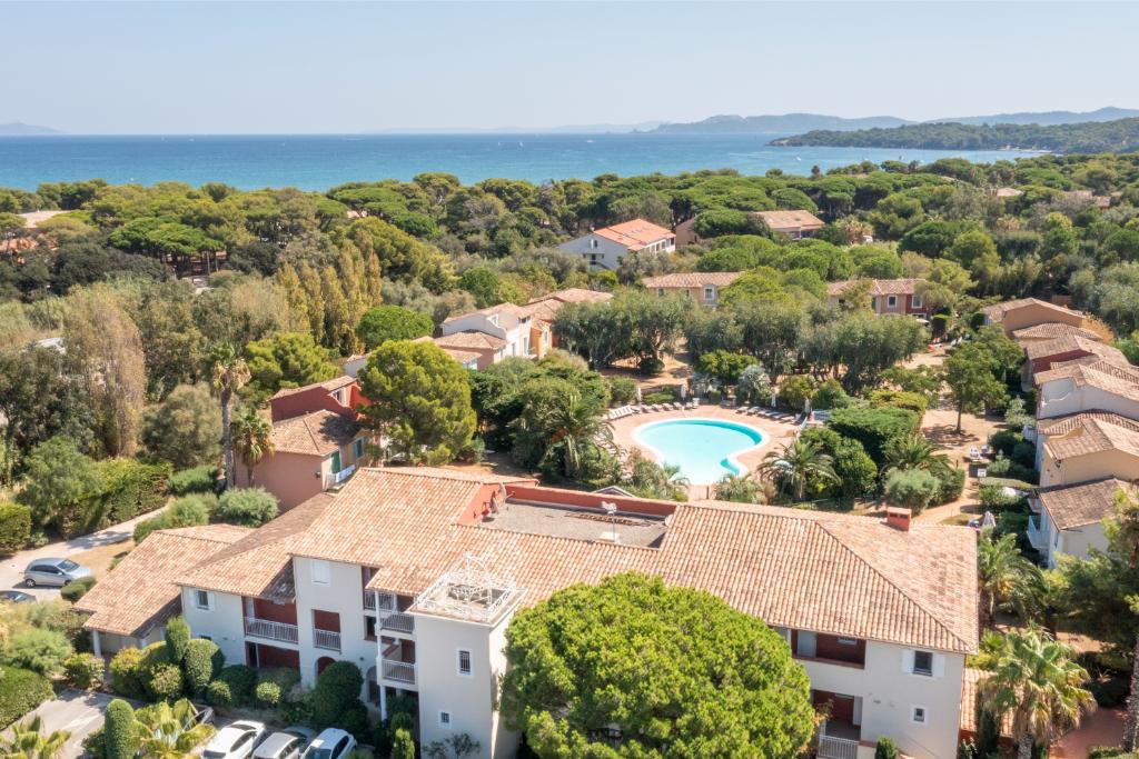 Le Hameau de la Pinede 3p8p Triplex R