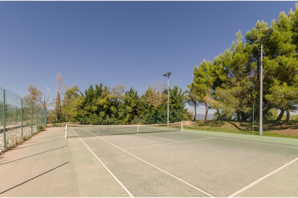 Pont Royal en Provence 3/4p 8 Sel