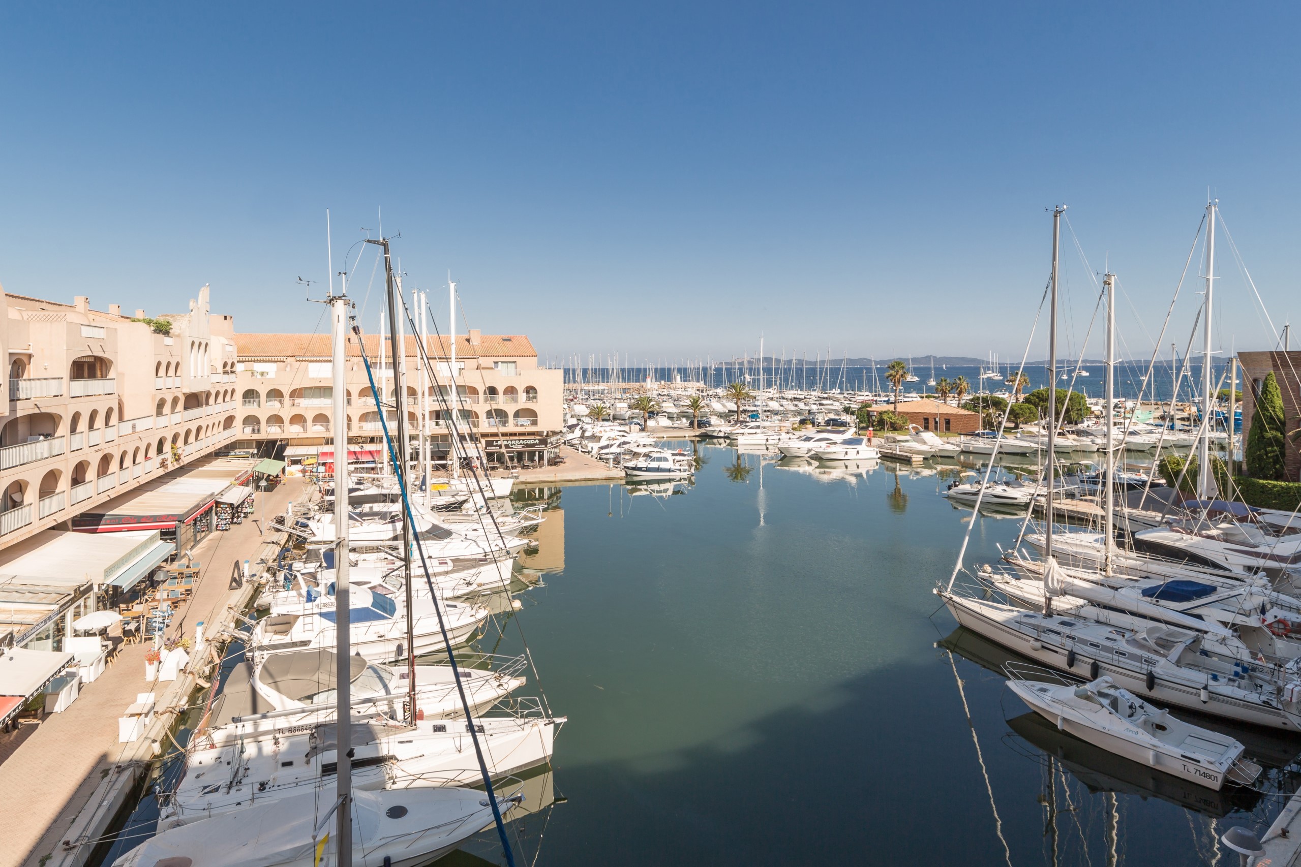 Le Port 2p6p Port View