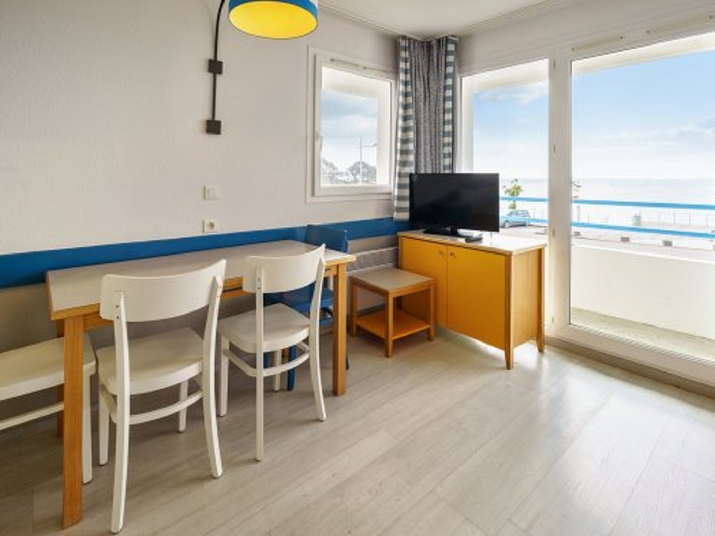 La Corniche de la Plage S4p VM