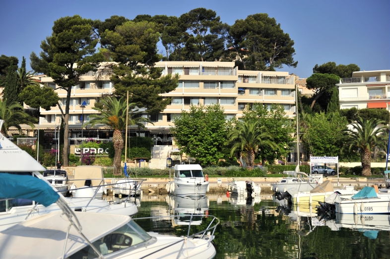 Bandol Port 2p6p