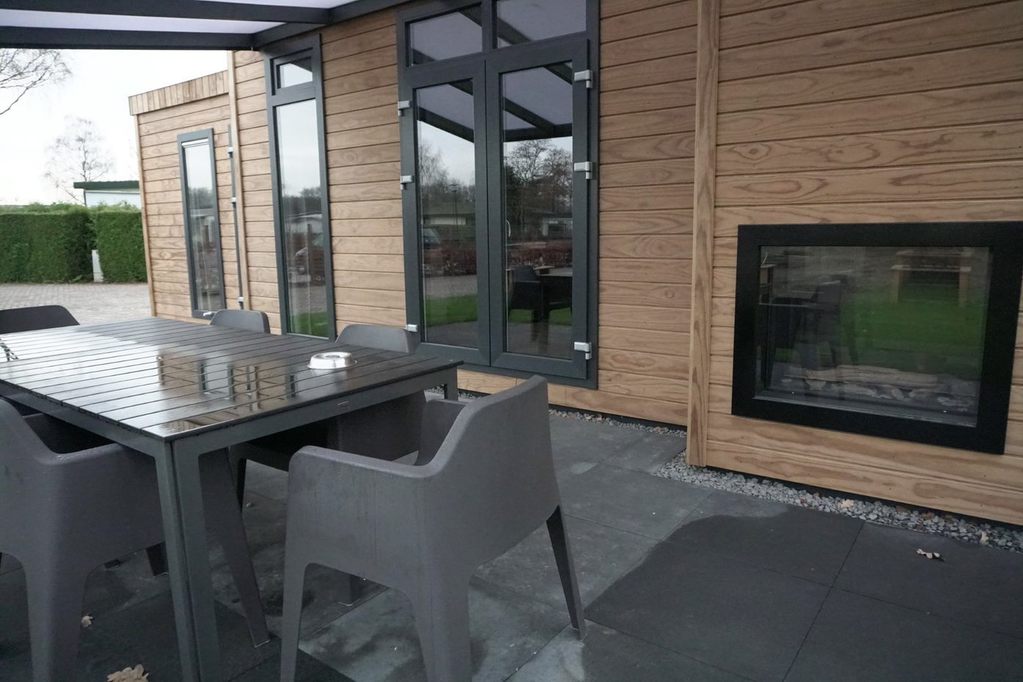 Luxe 6-persoons chalet met sauna en gashaard in voorthuizen