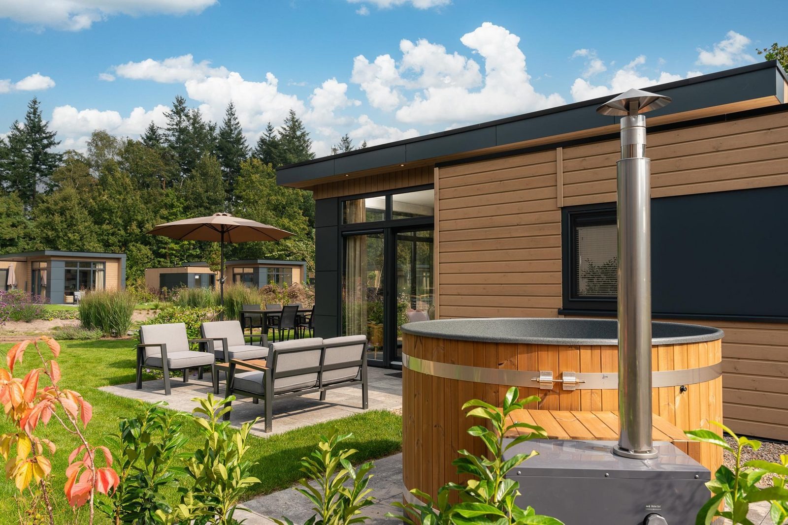 Cannenburch met Hottub 4 - personen, Lieren