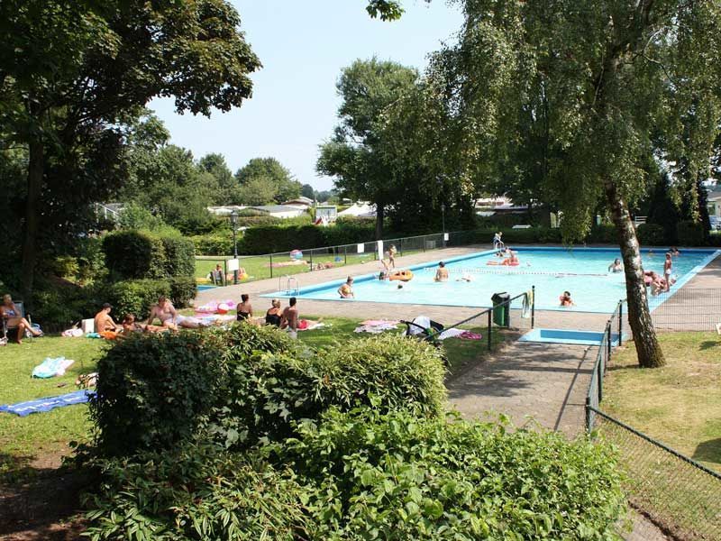 Heerlijk chalet voor maximaal 6 personen op park Rhederlaagse Meren