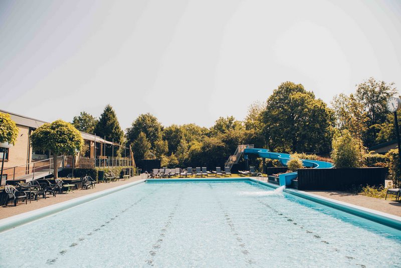 Loevestein met Hottub - 4 personen