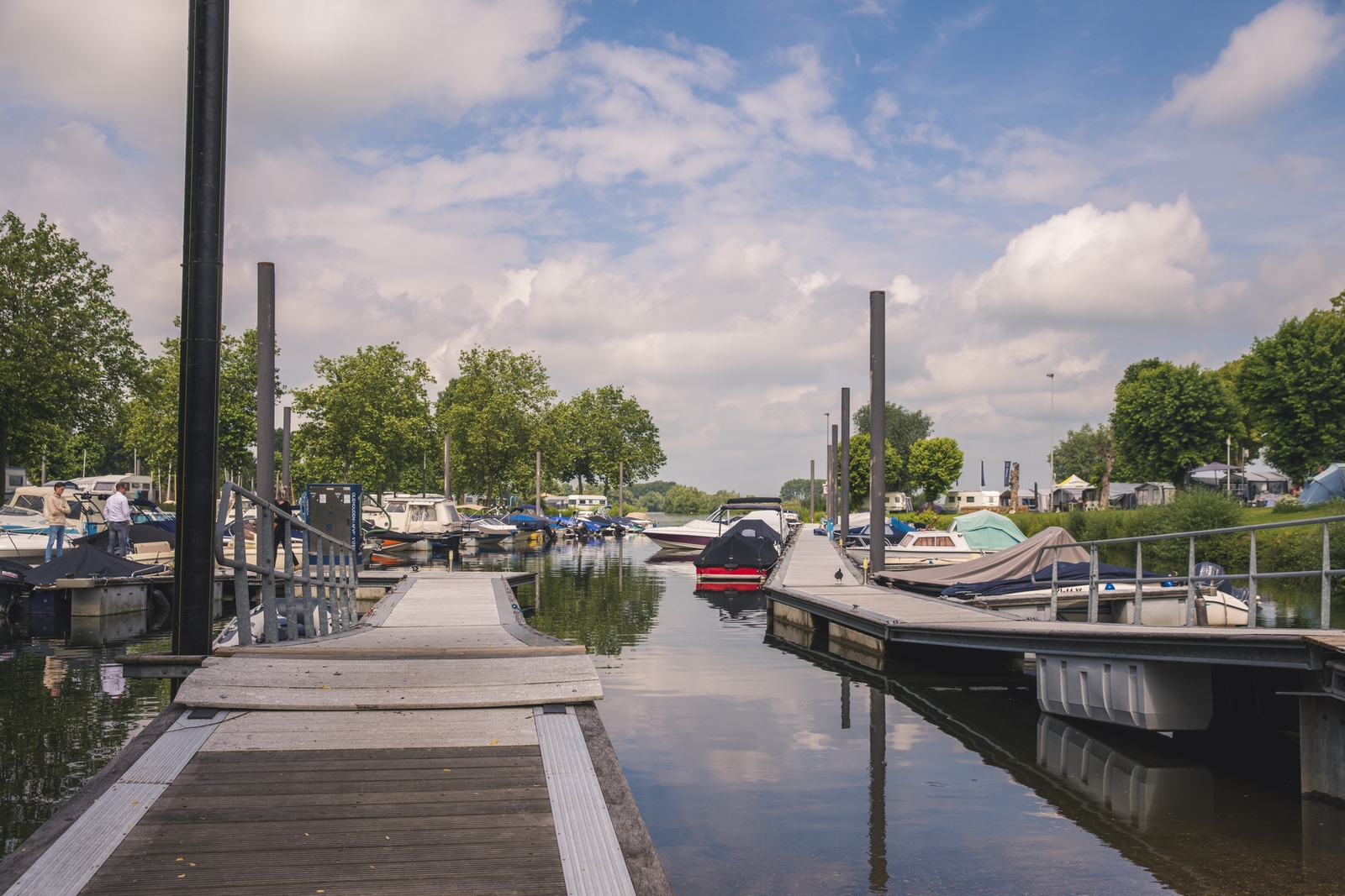 Villa voor 4 personen aan het water in Maurik
