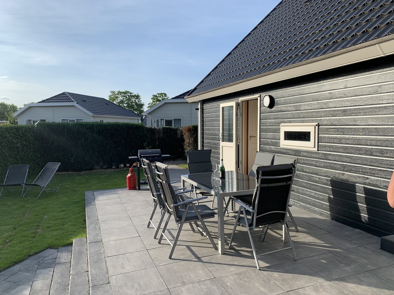 Heerlijk chalet voor maximaal 6 personen op park Rhederlaagse Meren, Lathum