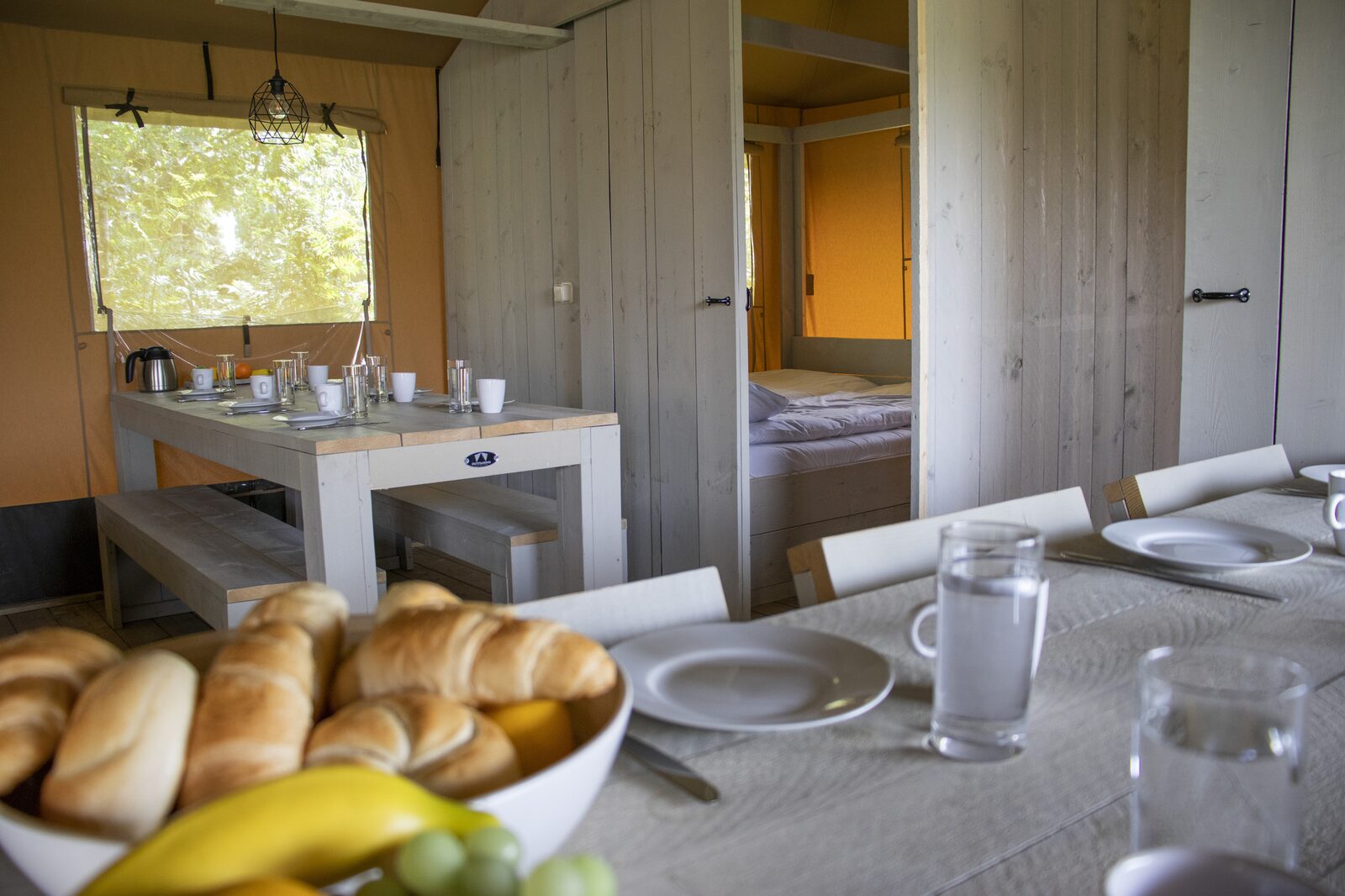 Safaritent villa voor maximaal 12 personen in Voorthuizen
