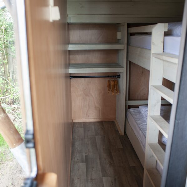 Luxe safarichalet voor 4 personen op park in Voorthuizen Veluwe