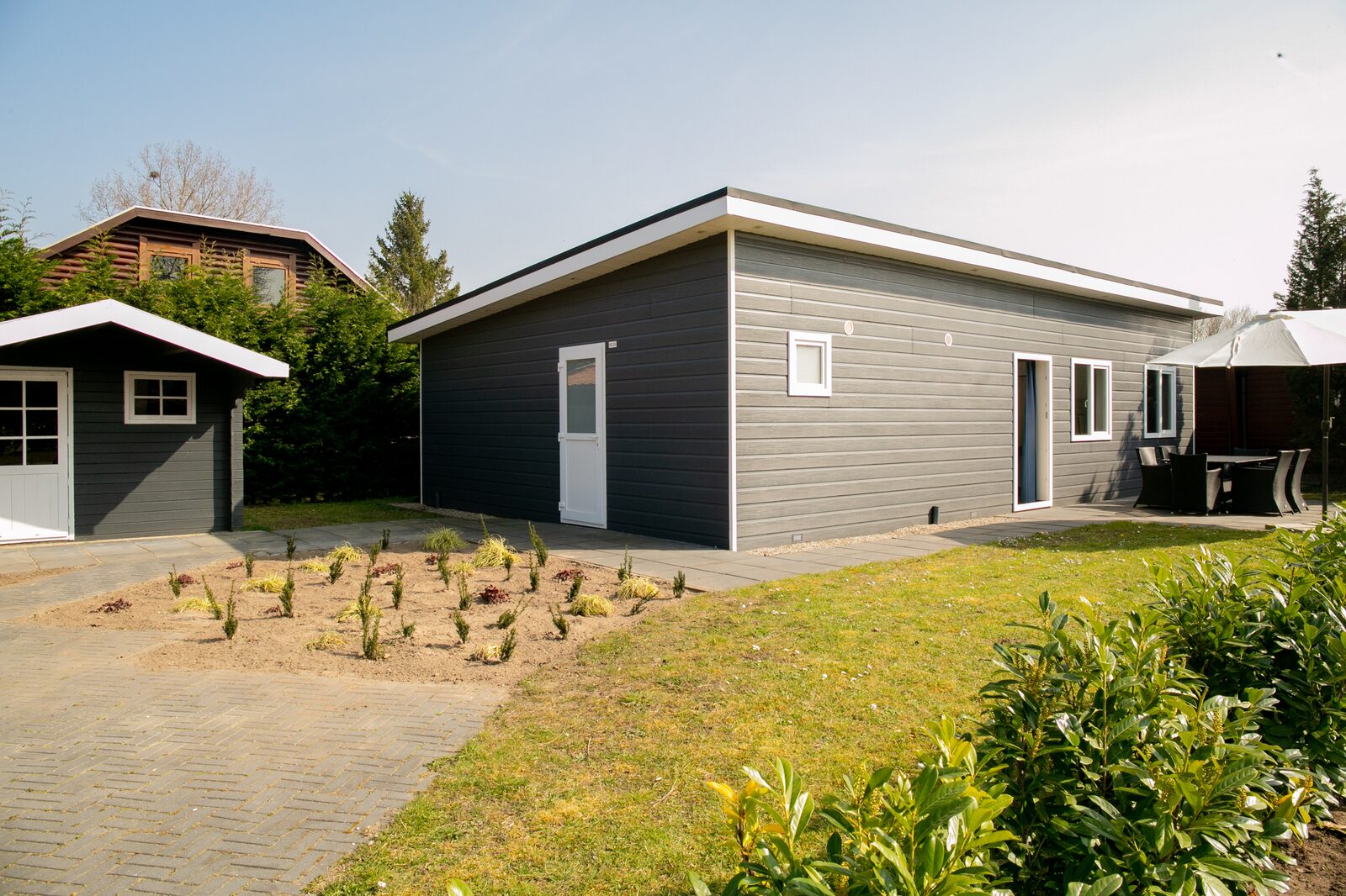 Chalet Comfort voor 4 personen aan het water op park aan de Ijssel