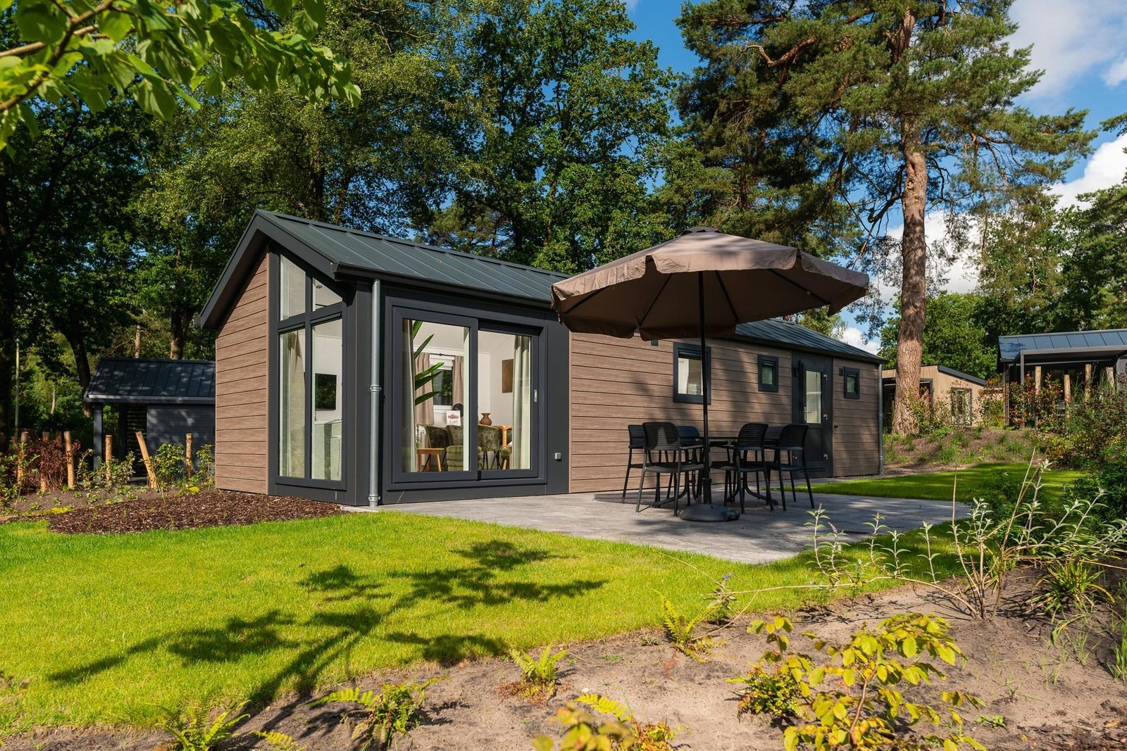 Velthorst - 6 personen, Lieren